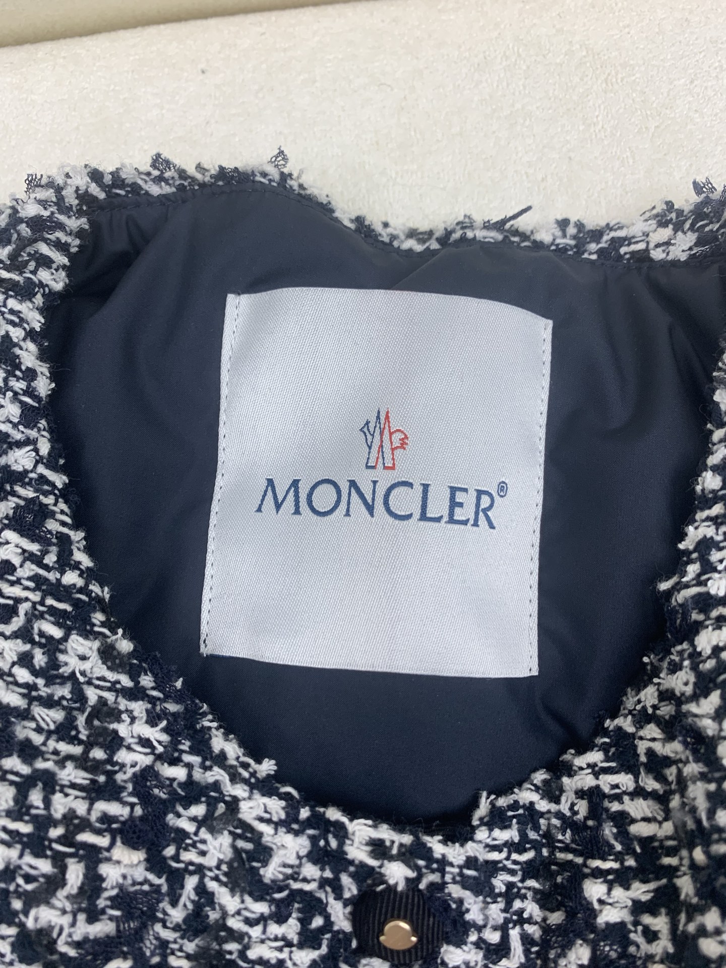 6b7e29dbcabc51263f2d8135c2ec7de2_1761814446_1005.jpg 6b7e29dbcabc51263f2d8135c2ec7de2_1761814446_1005.jpg