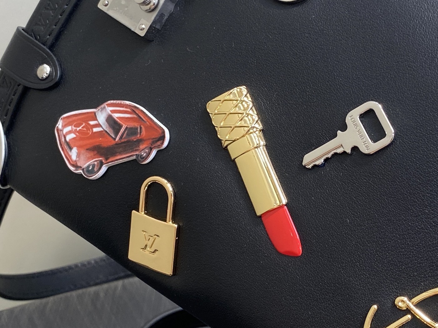 94b9a11f8b66546df2d9331a31b22c56_1761637114_8439.jpg 94b9a11f8b66546df2d9331a31b22c56_1761637114_8439.jpg