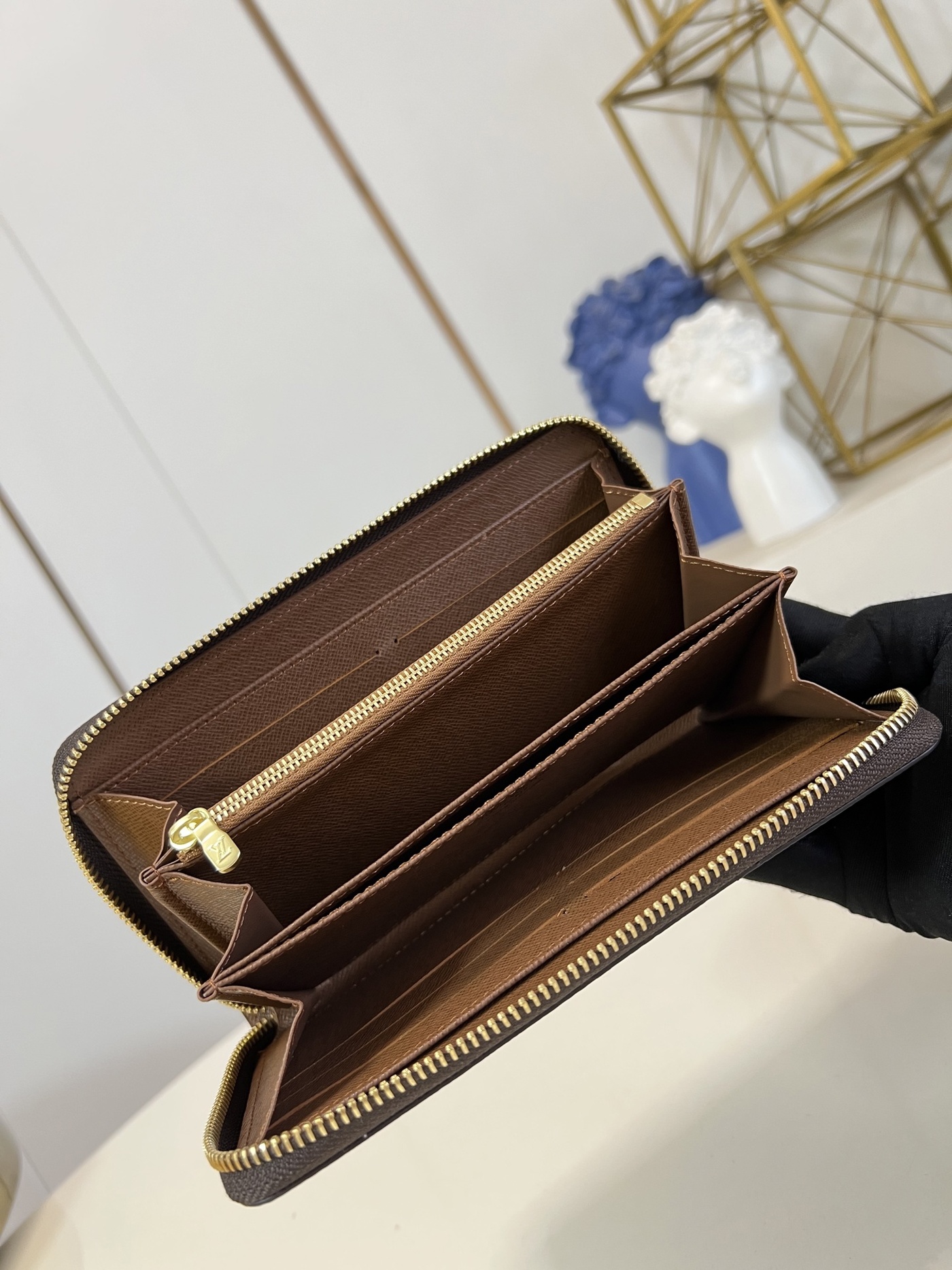 94b9a11f8b66546df2d9331a31b22c56_1761637930_5471.jpg 94b9a11f8b66546df2d9331a31b22c56_1761637930_5471.jpg