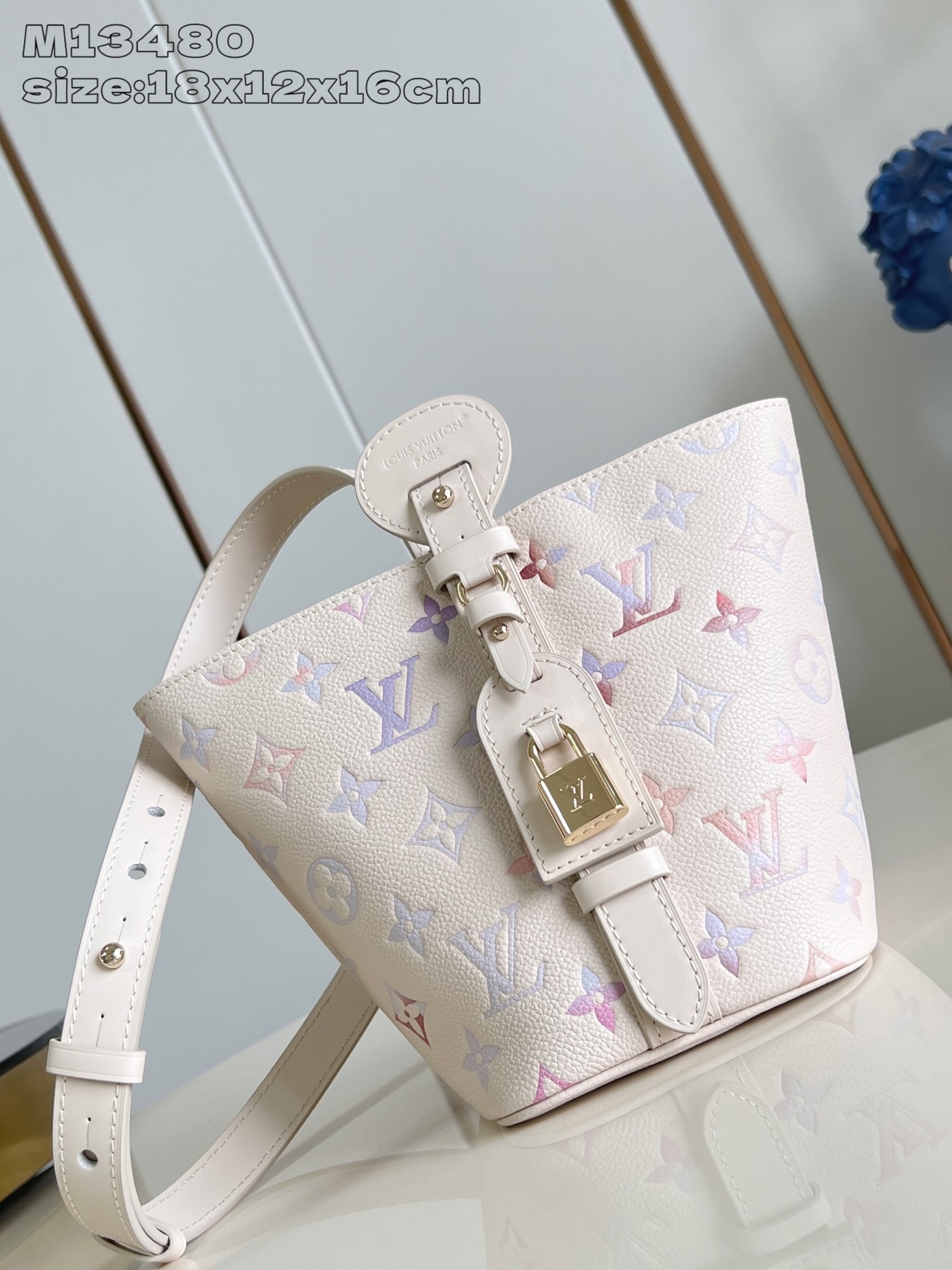 94b9a11f8b66546df2d9331a31b22c56_1761639138_0445.jpg 94b9a11f8b66546df2d9331a31b22c56_1761639138_0445.jpg