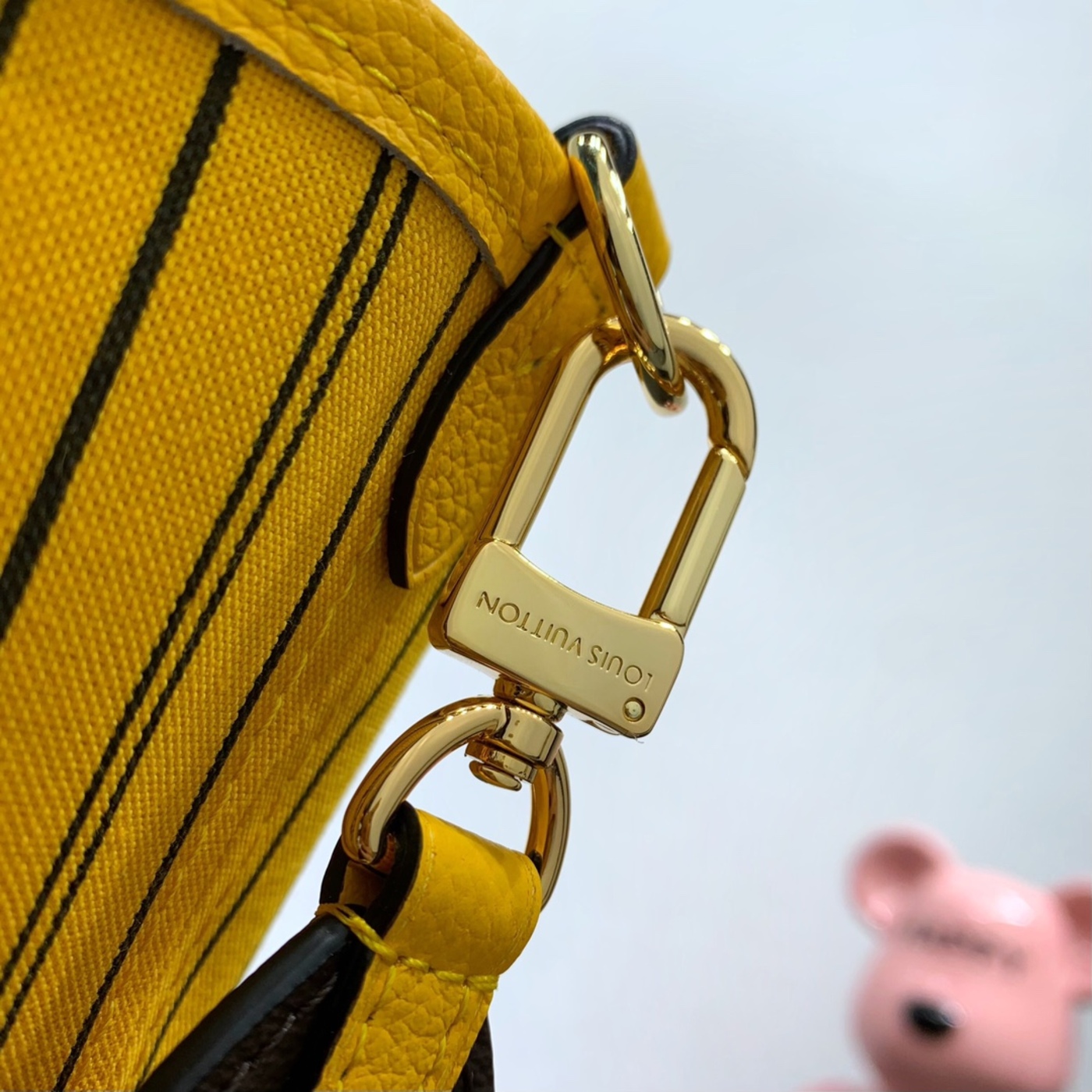 94b9a11f8b66546df2d9331a31b22c56_1761643256_2499.jpg 94b9a11f8b66546df2d9331a31b22c56_1761643256_2499.jpg