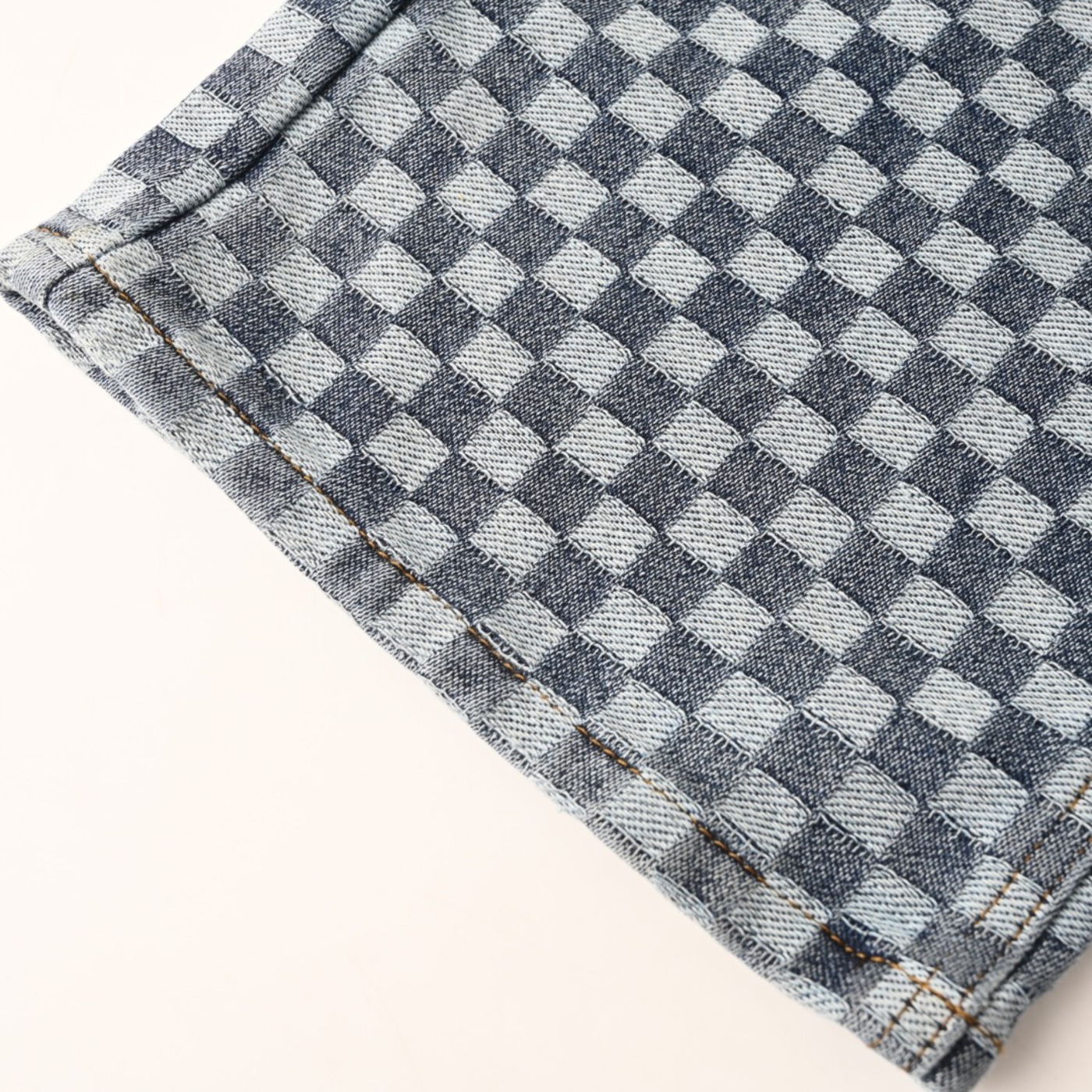 c030a0a18986527c27ed225725c7a6cc_1761361259_0412.jpg c030a0a18986527c27ed225725c7a6cc_1761361259_0412.jpg