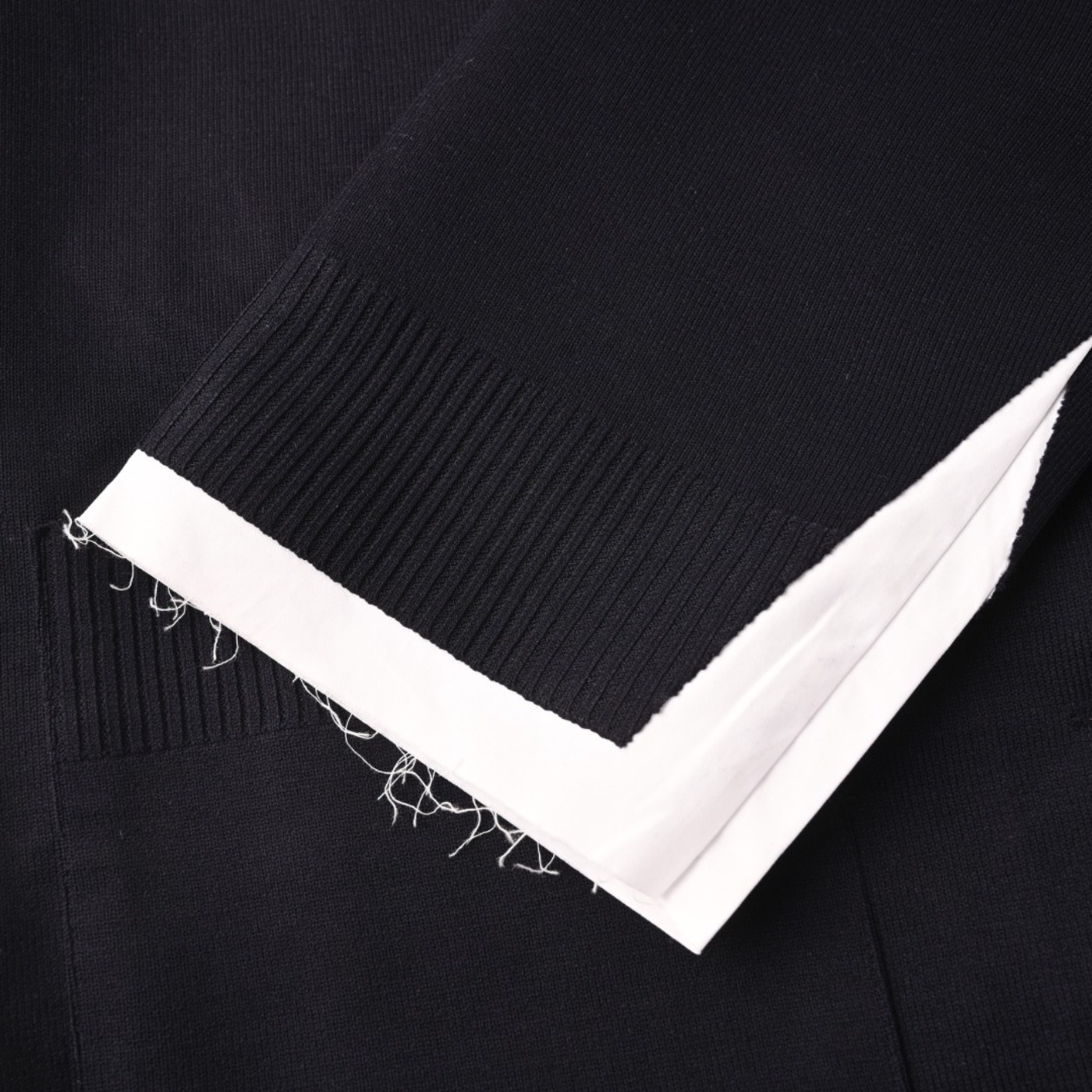 c030a0a18986527c27ed225725c7a6cc_1761363237_5768.jpg c030a0a18986527c27ed225725c7a6cc_1761363237_5768.jpg