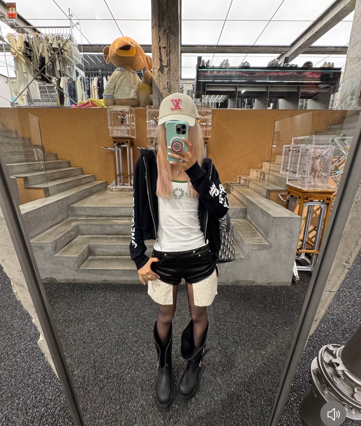 054f52d0d05e0ceb4bfbf2e91015db5f_1762853902_721.jpg 054f52d0d05e0ceb4bfbf2e91015db5f_1762853902_721.jpg