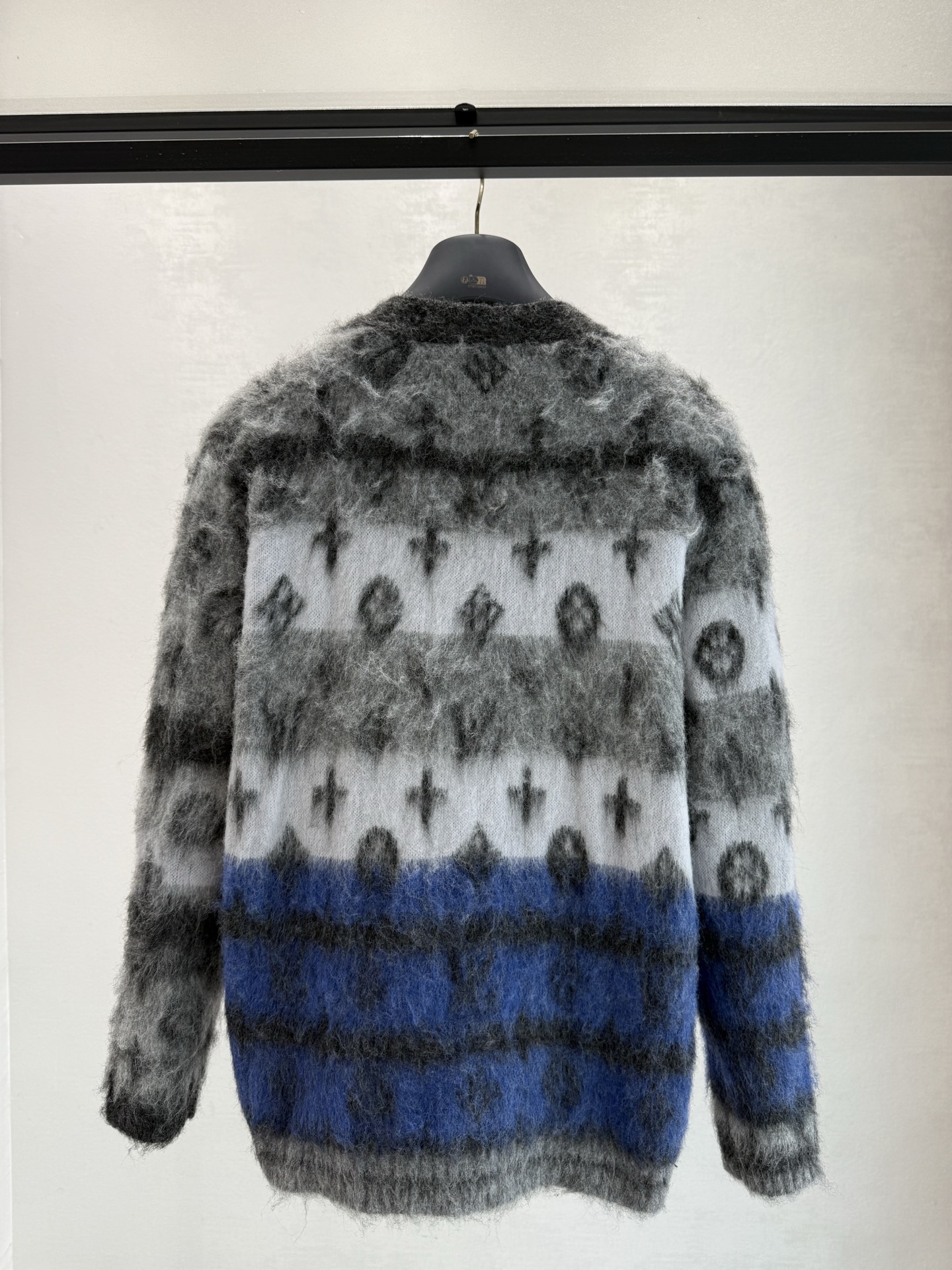 1fe364252f04b0cd94e1429c1bbcceeb_1764322223_5441.jpg 1fe364252f04b0cd94e1429c1bbcceeb_1764322223_5441.jpg