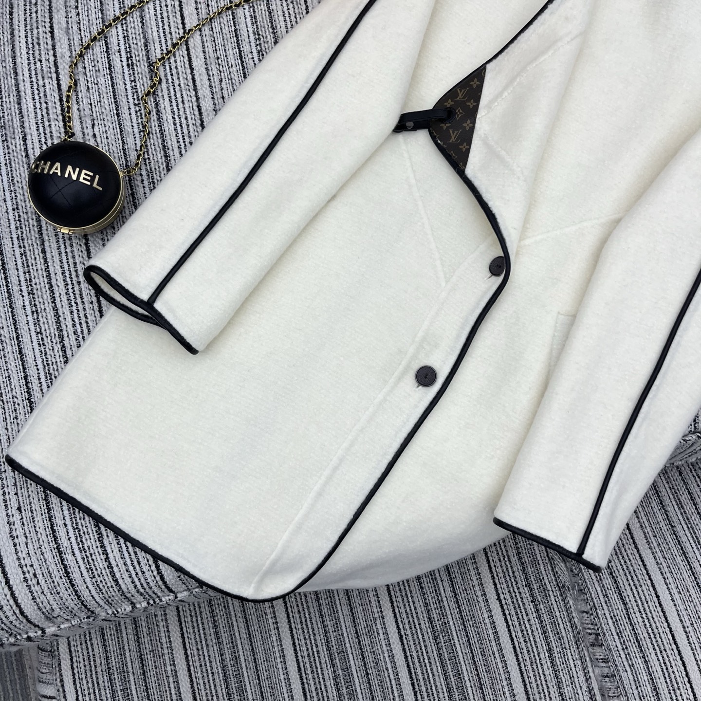 2c08e0afbeaa1875417b59ea5179483d_1762243614_4053.jpg 2c08e0afbeaa1875417b59ea5179483d_1762243614_4053.jpg