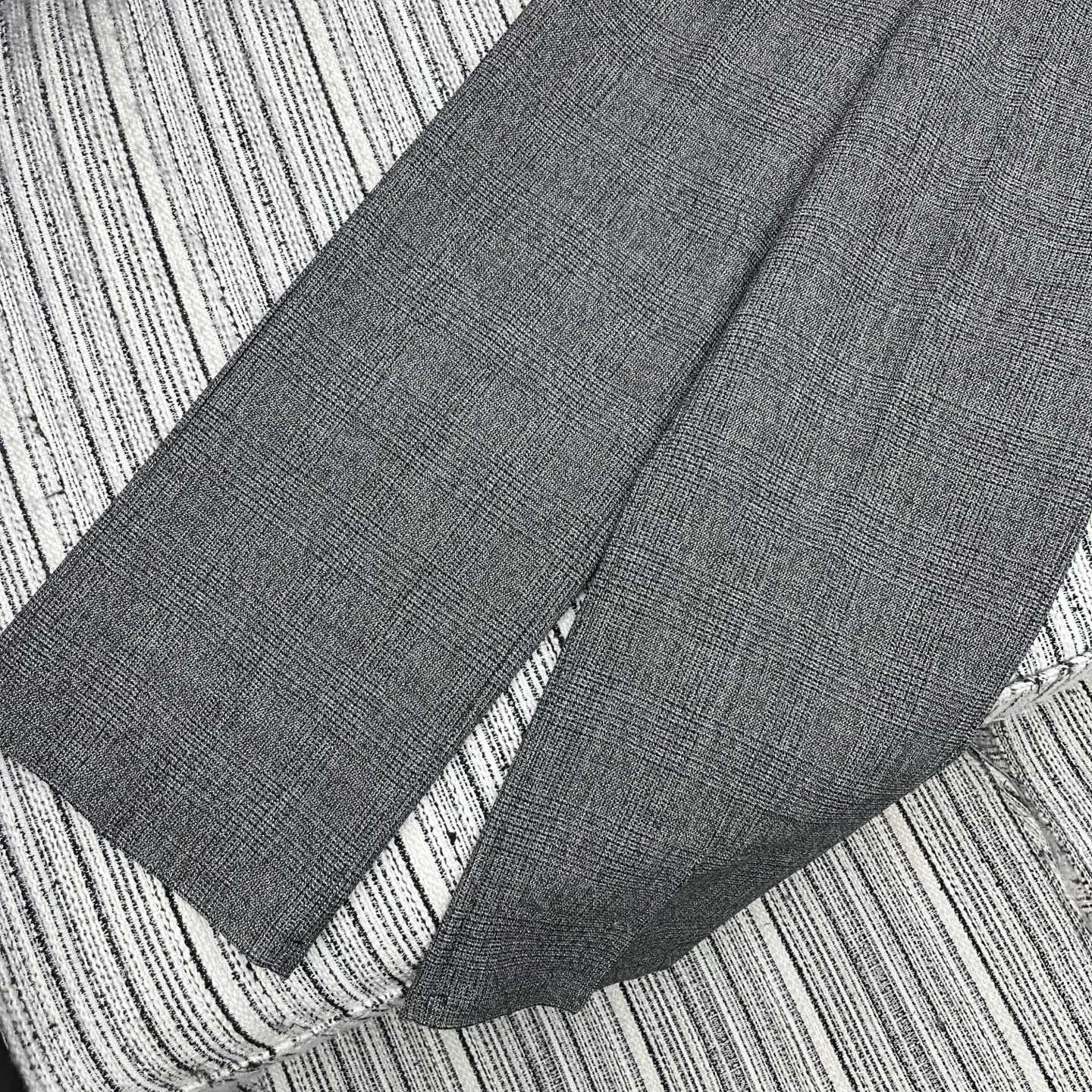 2c08e0afbeaa1875417b59ea5179483d_1762244487_0815.jpg 2c08e0afbeaa1875417b59ea5179483d_1762244487_0815.jpg