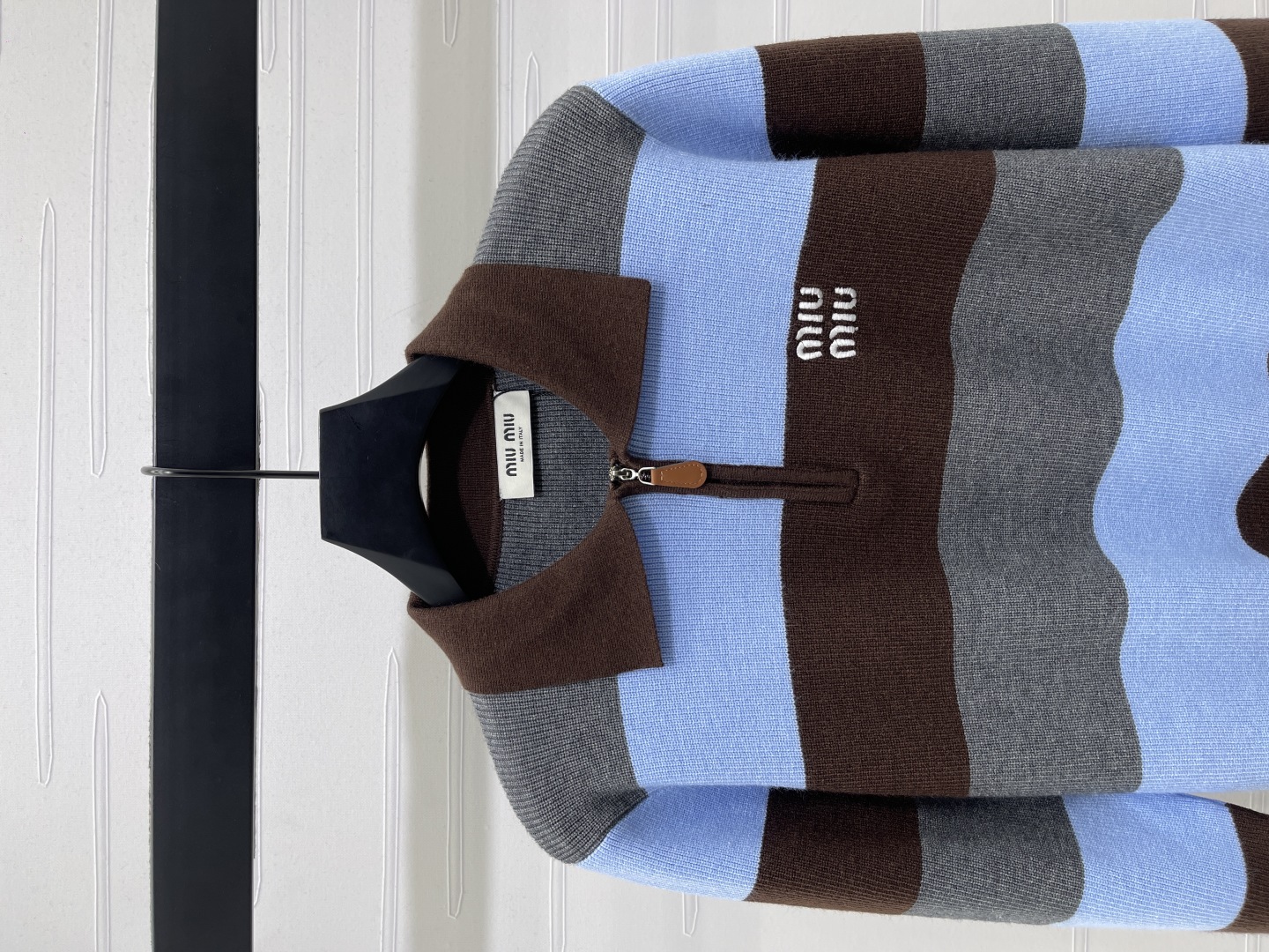 2c08e0afbeaa1875417b59ea5179483d_1762247541_1291.jpg 2c08e0afbeaa1875417b59ea5179483d_1762247541_1291.jpg