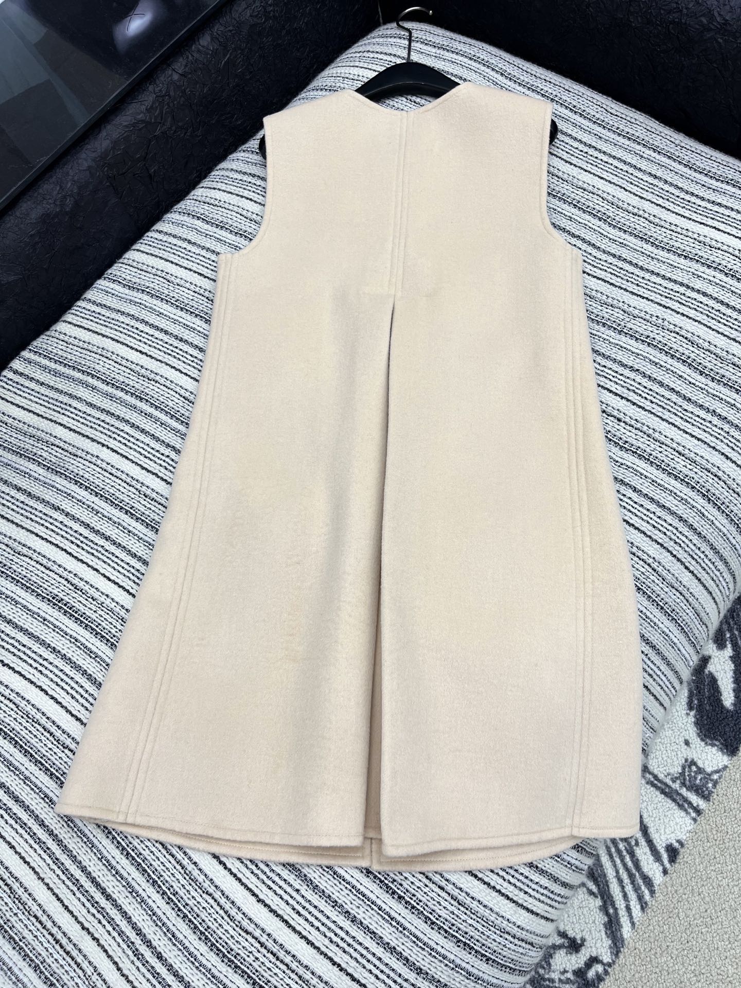 2c08e0afbeaa1875417b59ea5179483d_1762247976_7451.jpg 2c08e0afbeaa1875417b59ea5179483d_1762247976_7451.jpg