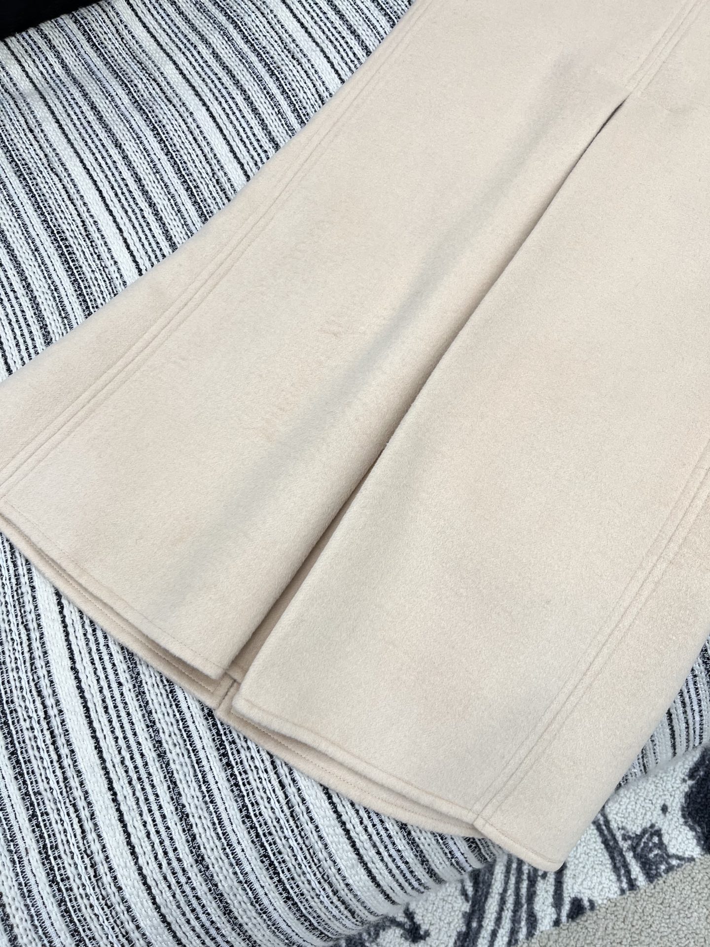 2c08e0afbeaa1875417b59ea5179483d_1762247977_1235.jpg 2c08e0afbeaa1875417b59ea5179483d_1762247977_1235.jpg