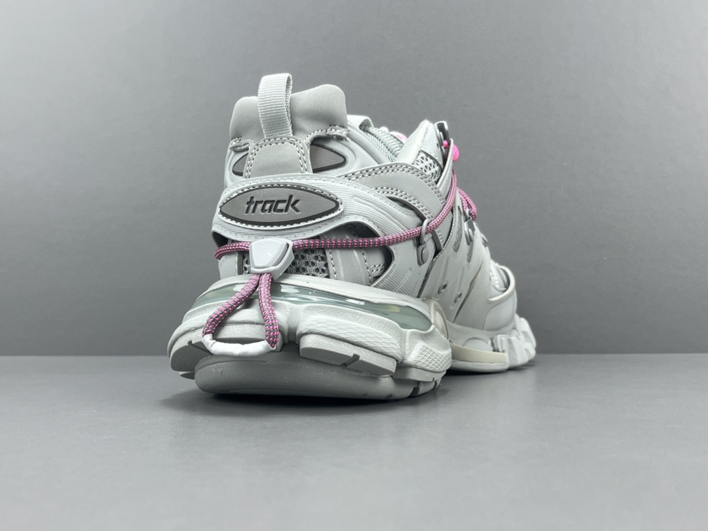 4b6a08657b15b310b75893988313f4db_1763020730_2024.jpg 4b6a08657b15b310b75893988313f4db_1763020730_2024.jpg