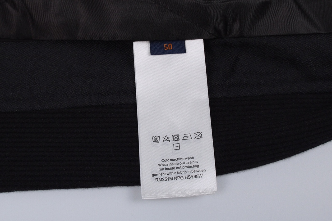 668fe1411f4e440744126c3c1c8f1e5a_1763540040_0123.jpg 668fe1411f4e440744126c3c1c8f1e5a_1763540040_0123.jpg