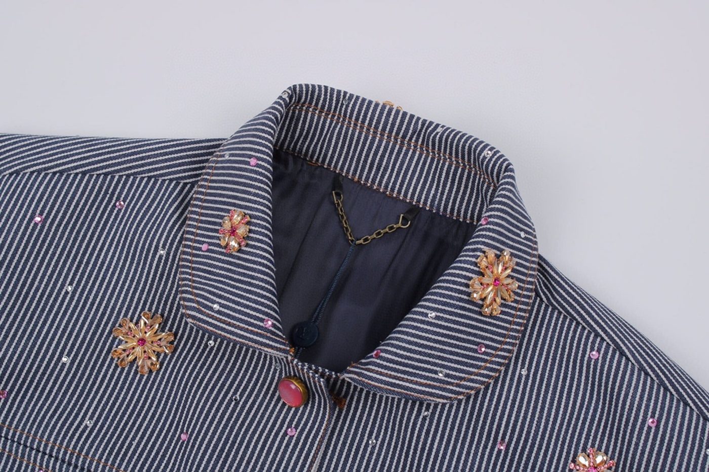 668fe1411f4e440744126c3c1c8f1e5a_1763540393_7293.jpg 668fe1411f4e440744126c3c1c8f1e5a_1763540393_7293.jpg