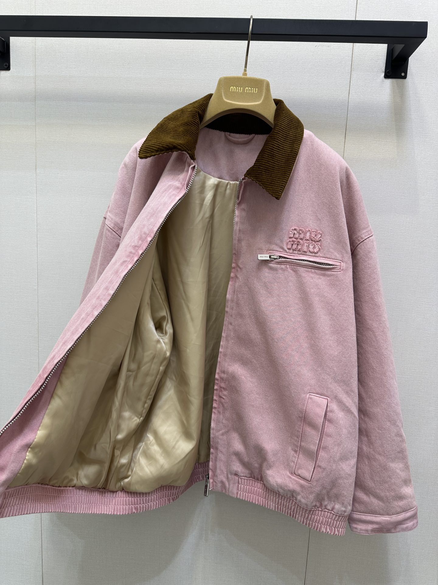 af45bd126726d2f257bcfd2ab02c7ecd_1761973060_261.jpg af45bd126726d2f257bcfd2ab02c7ecd_1761973060_261.jpg