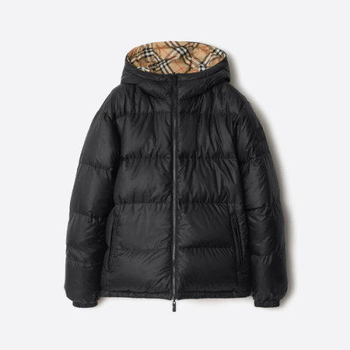 버버리 샤이니 후드 로고 다운 재킷(블랙)
