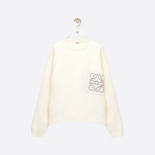 로에베 자카드 포켓 크루넥 스웨터 화이트