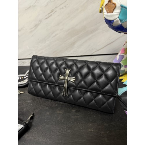 크롬하츠 퀼팅 블랙 크로스 클러치